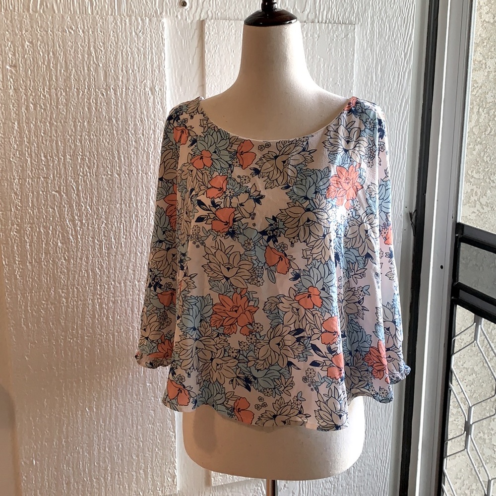 NEW Romeo & Juliet Couture Top